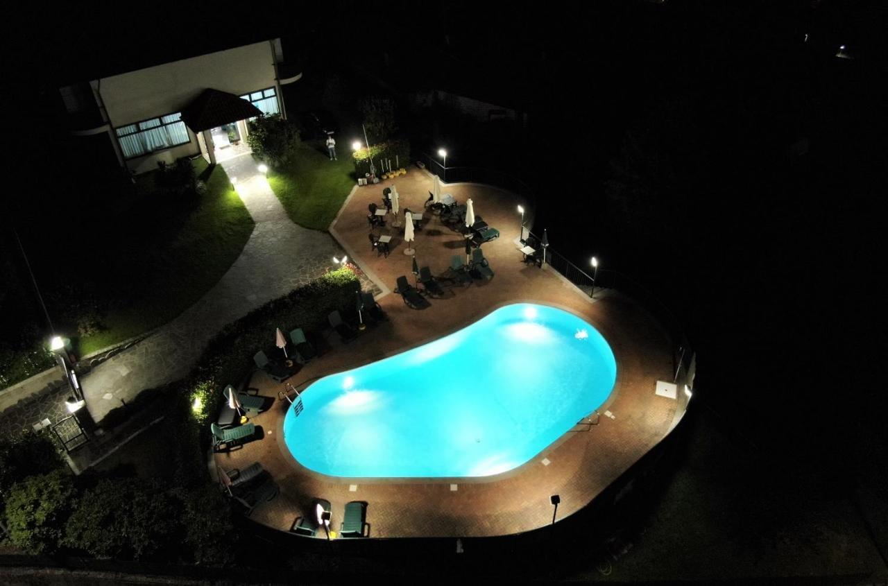 Residence Villa Margherita B&B Nebbiuno Екстер'єр фото