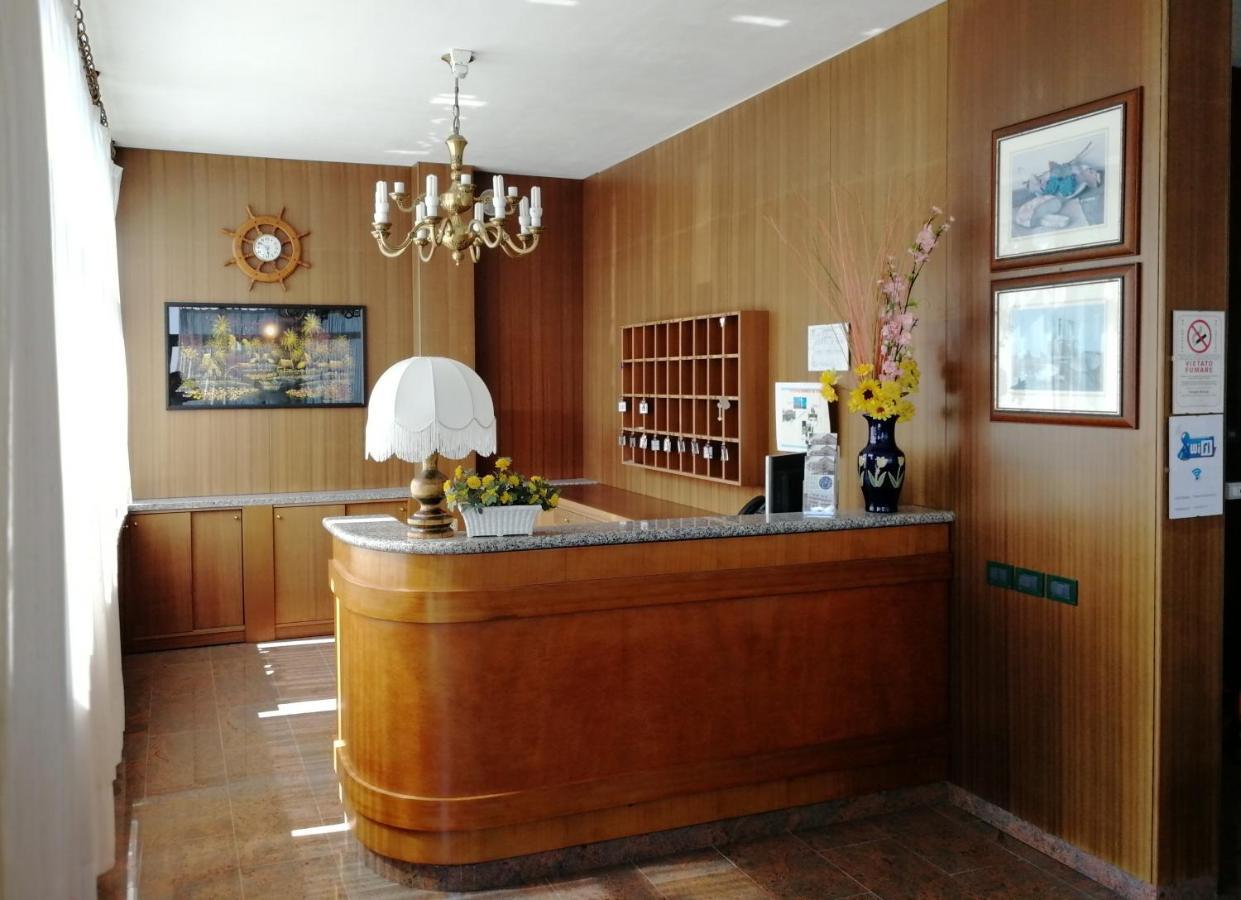 Residence Villa Margherita B&B Nebbiuno Екстер'єр фото